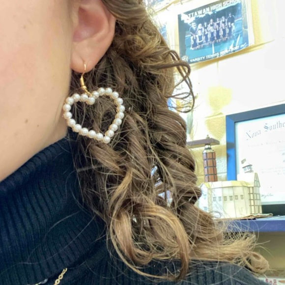 Pearl Embellished Heart Earrings | Romantic Statement Jewelry | Elegant Studs - Picture 15 of 16